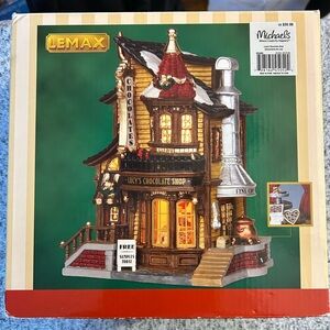 Vintage Lemax Village “Lucy’s Chocolate Shop” Porcelain Light House Box 2004
